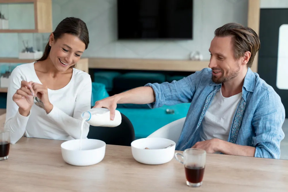 What to Know About Heavy Cream Nutrition and Benefits